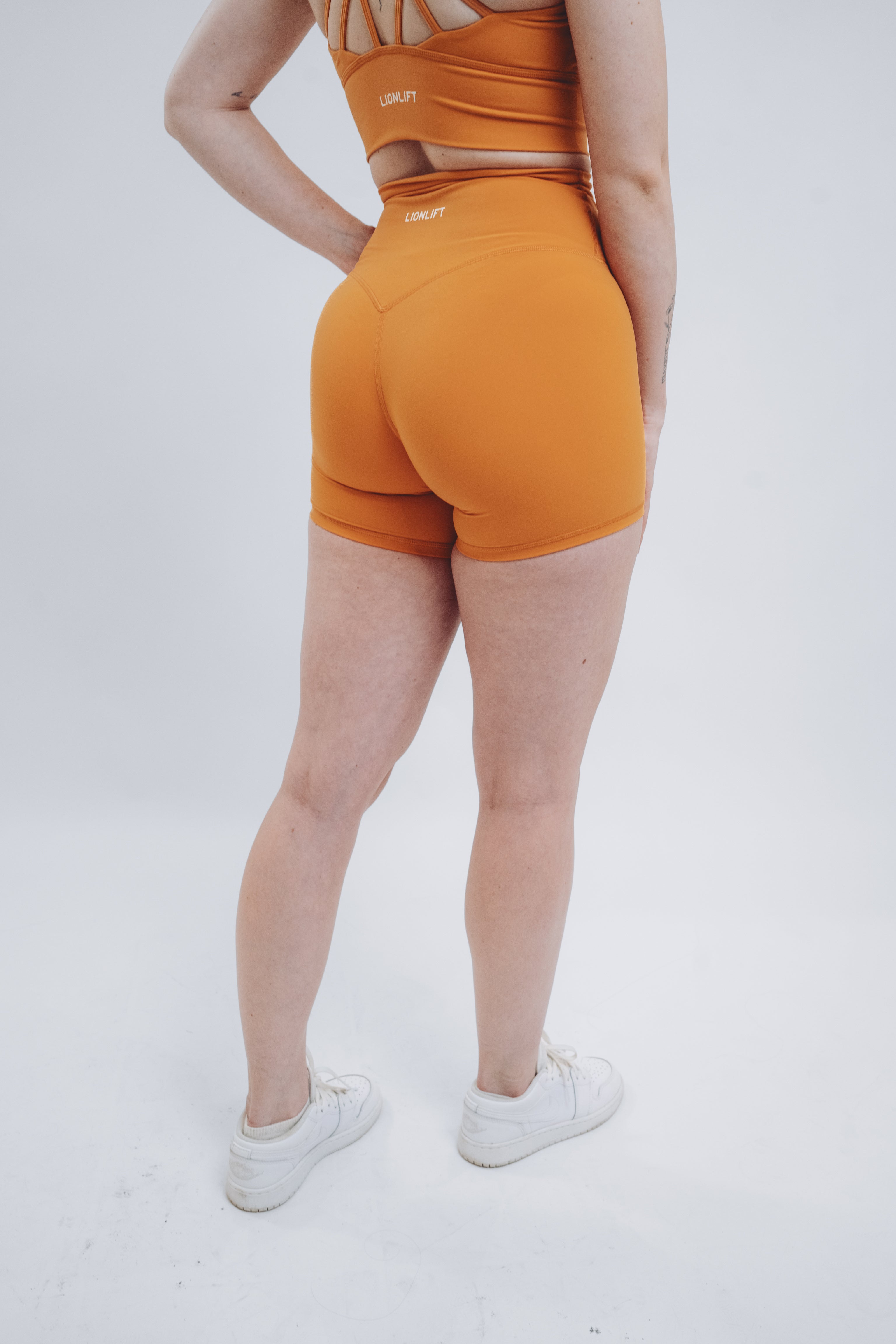 SHORT STRONGLIFT "ORANGY"