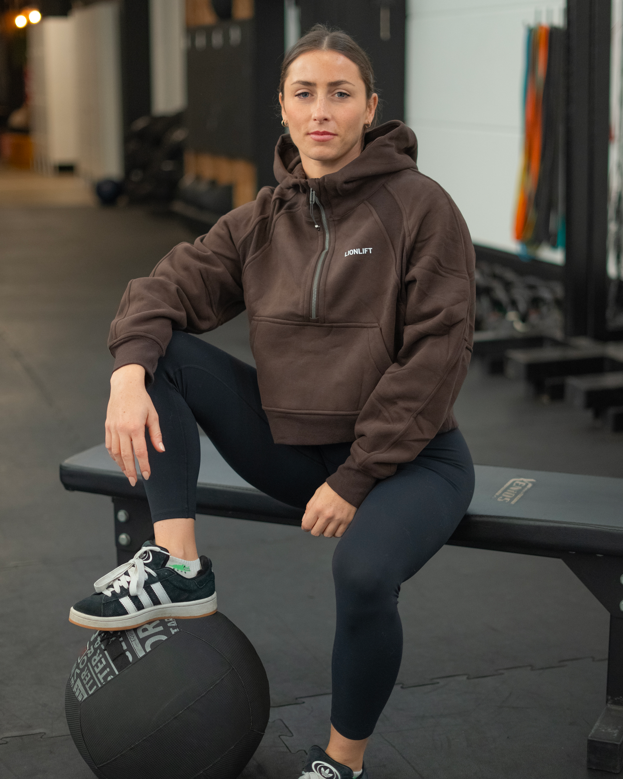 HOODIE HALF-ZIPPED CHOCOLATE