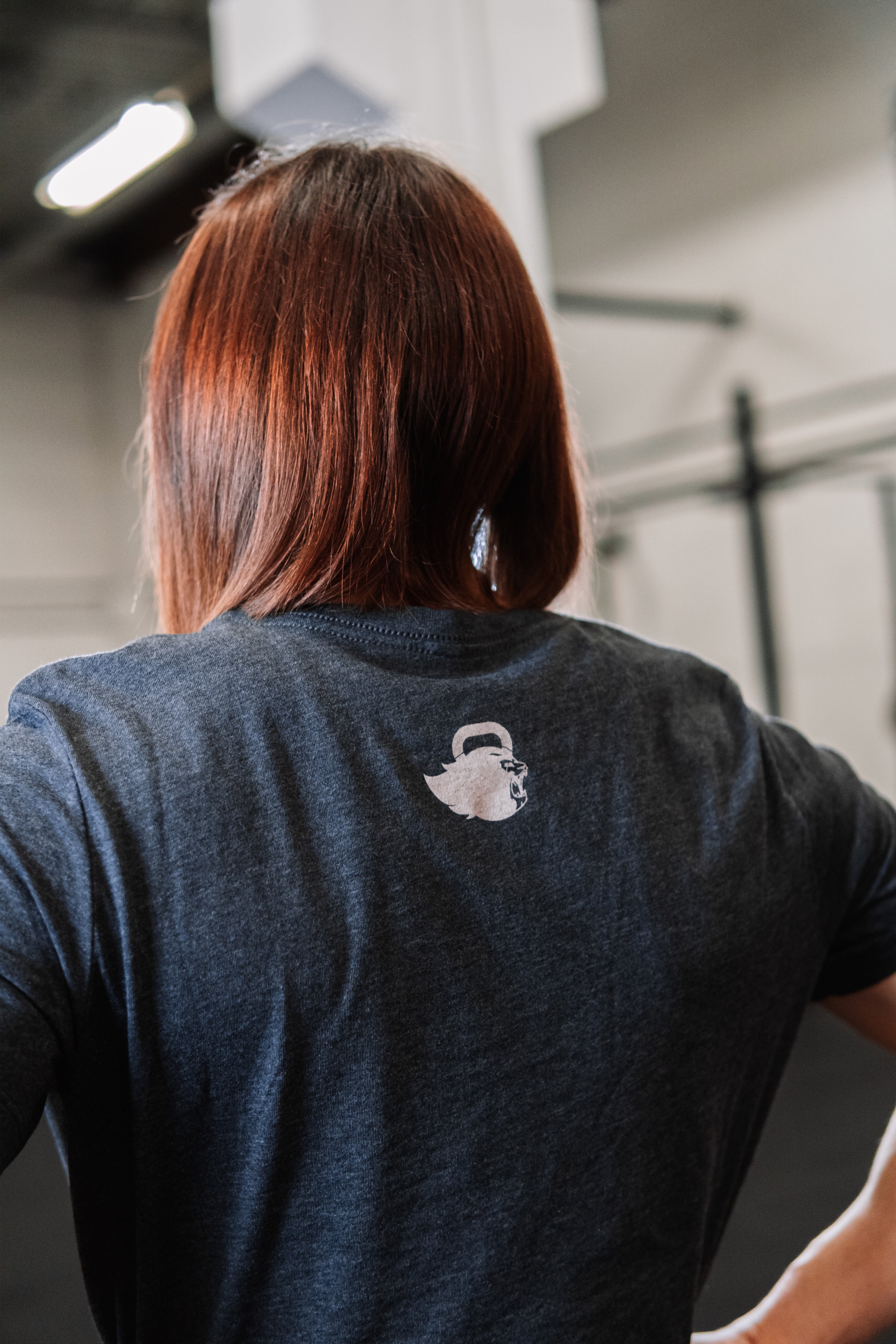 T-SHIRT "DARK LION" FEMME